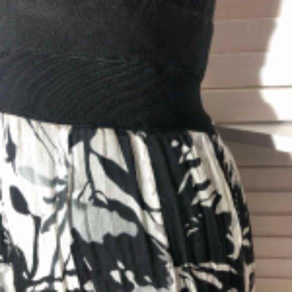 Tadashi Collection Fit and Flare Floral Midi Dress Black White Size 8 - Picture 13 of 13